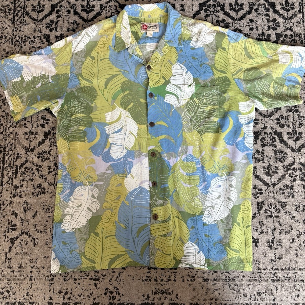 The Hawaiian Original Shirt Size XL Short Sleeve 100% Rayon Feather Print